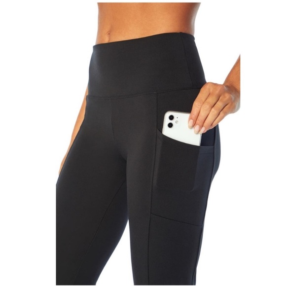NWT Marika Flare Yoga Pant With Side Pockets Size XL in Black New With Tags. - Picture 14 of 16